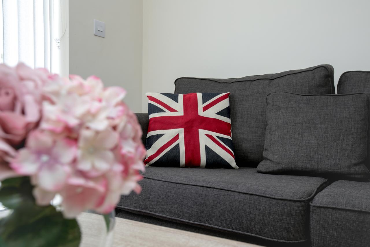 Kvm - Quayside House Villa ปีเตอร์โบโรห์ ภายนอก รูปภาพ